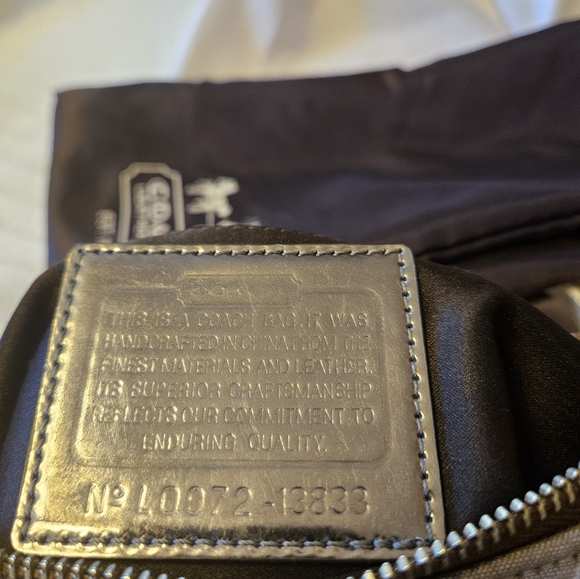 Coach poppy signature sateen groovy crossbody/handbag with dust bag - Picture 3 of 9